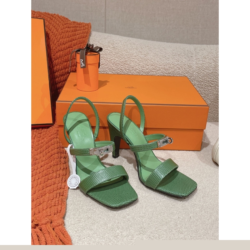 H**mes sandals